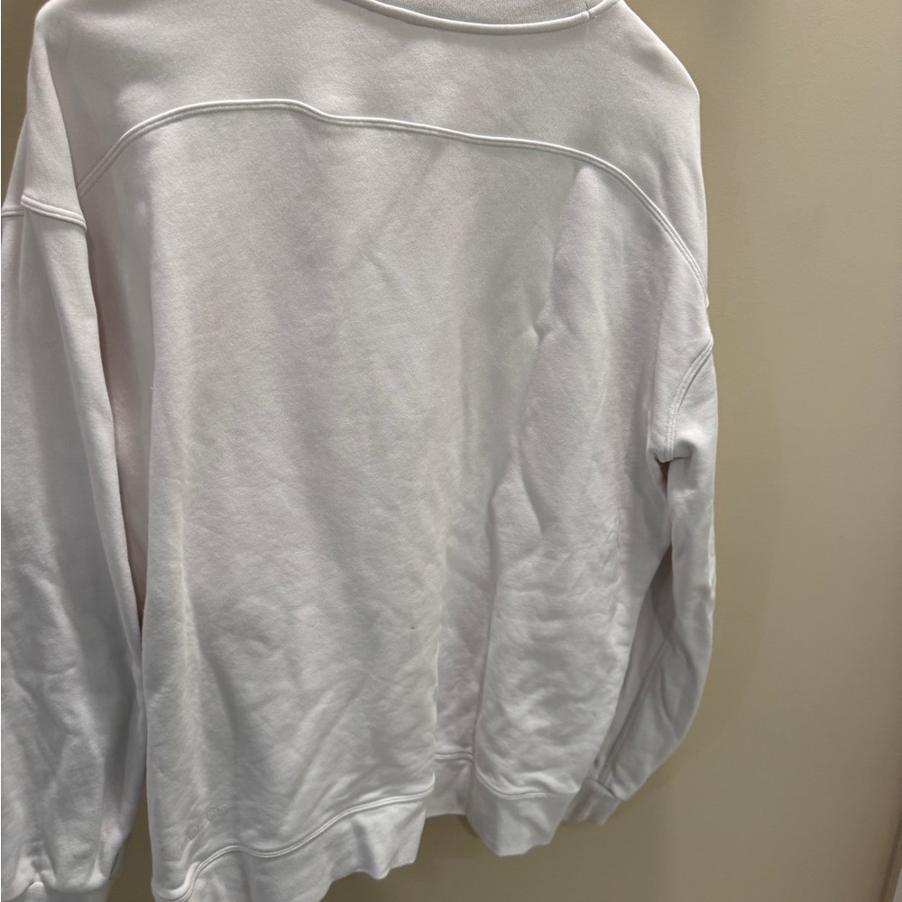 Lululemon Athletica logo Crewneck Sweatshirt - Picture 8 of 9